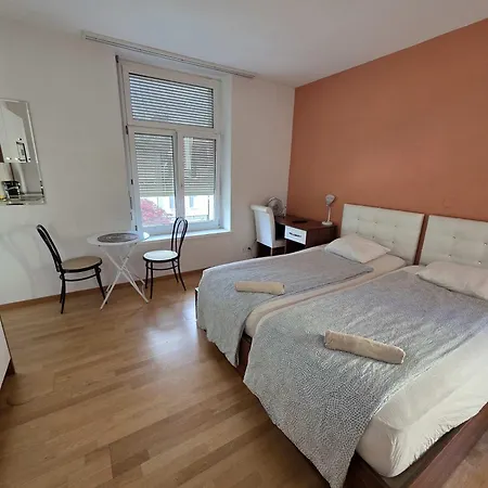 Renovated Near Sees Self Checkin Апартаменты