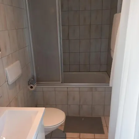 Renovated Near Sees Self Checkin *