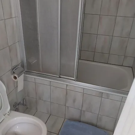 Appartamento Renovated Near Sees Self Checkin Zurigo